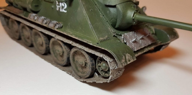 SU-85M - View 2 - 1/35 Scale - Built By Wright Built - Dragon Models