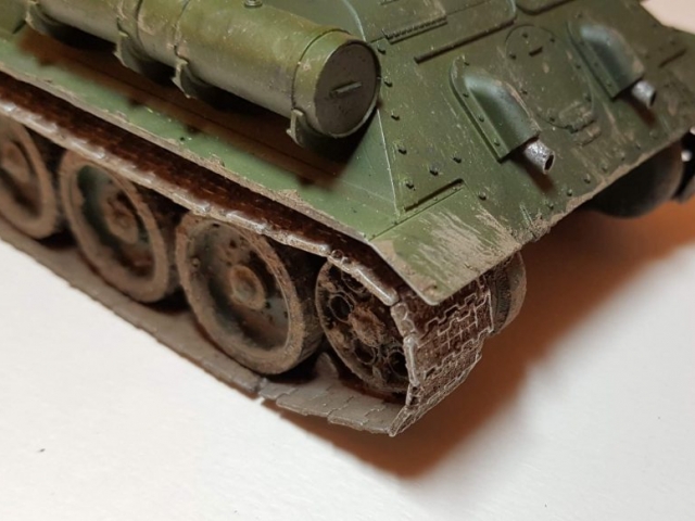 SU-85M - View 4 - 1/35 Scale - Built By Wright Built - Dragon Models